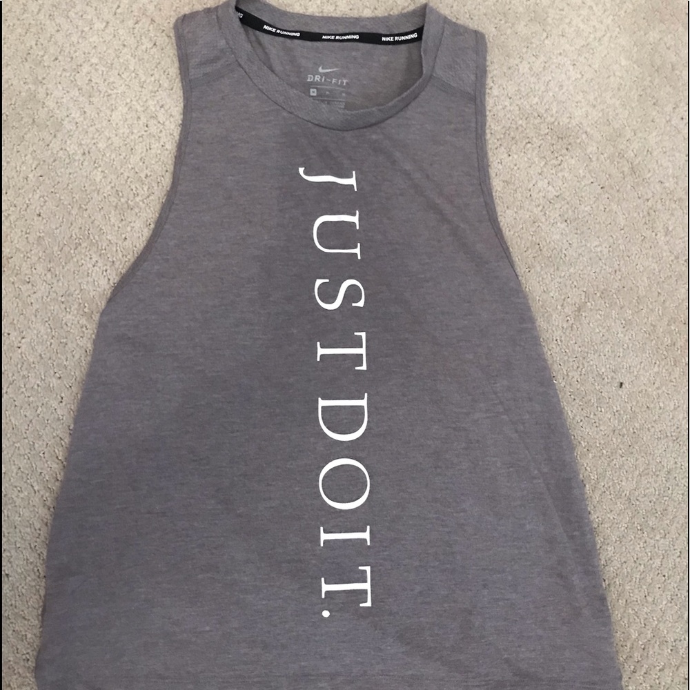 NWOT Athletic Nike dri-fit running tee